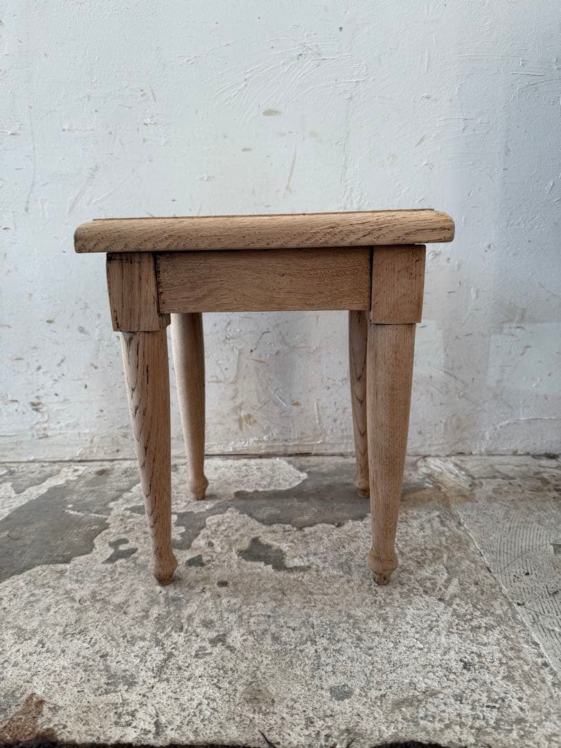 年末・年始SALE サイドテーブル スツール　ディスプレイ台　剥離　no2