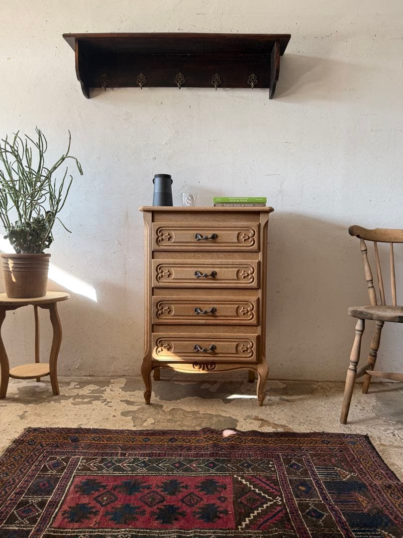 ビンテージ 4段チェスト 猫脚 剥離