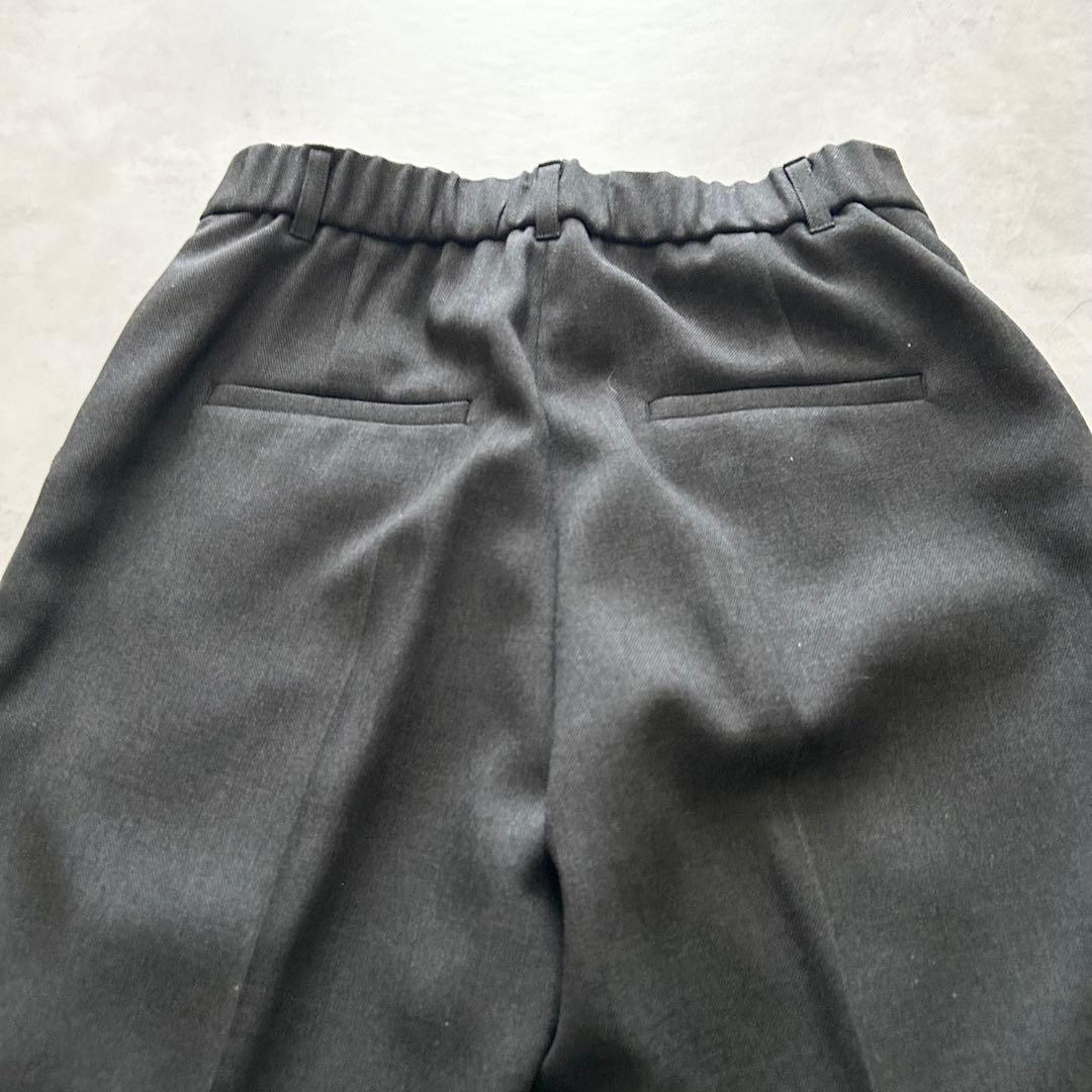 未使用タグ付INDIVIパンツスーツ38 グレーフォーマル卒園卒業ウォッシャブル