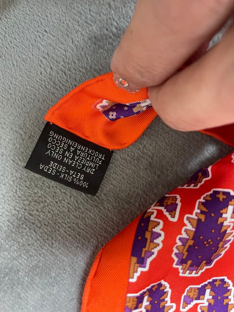 HERMES 車輪デザイン シルクスカーフ