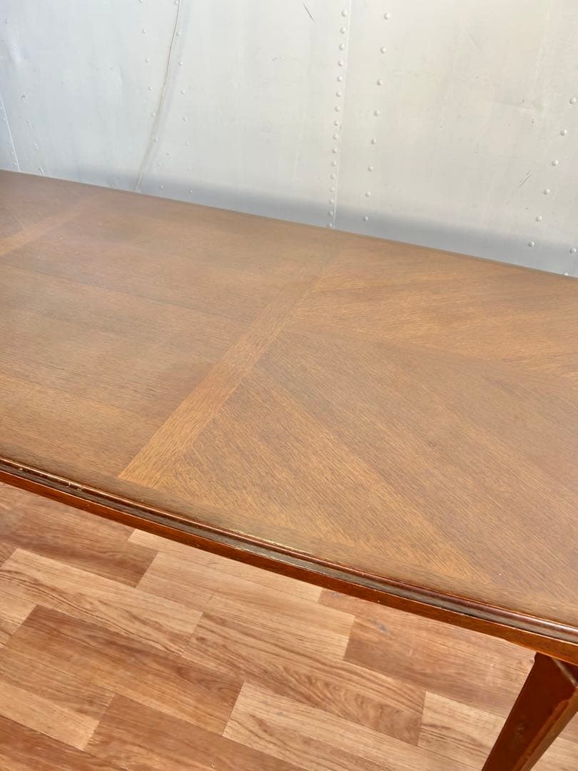 672 マルニ　ダイニング テーブル 地中海　天然木　リビング marni a