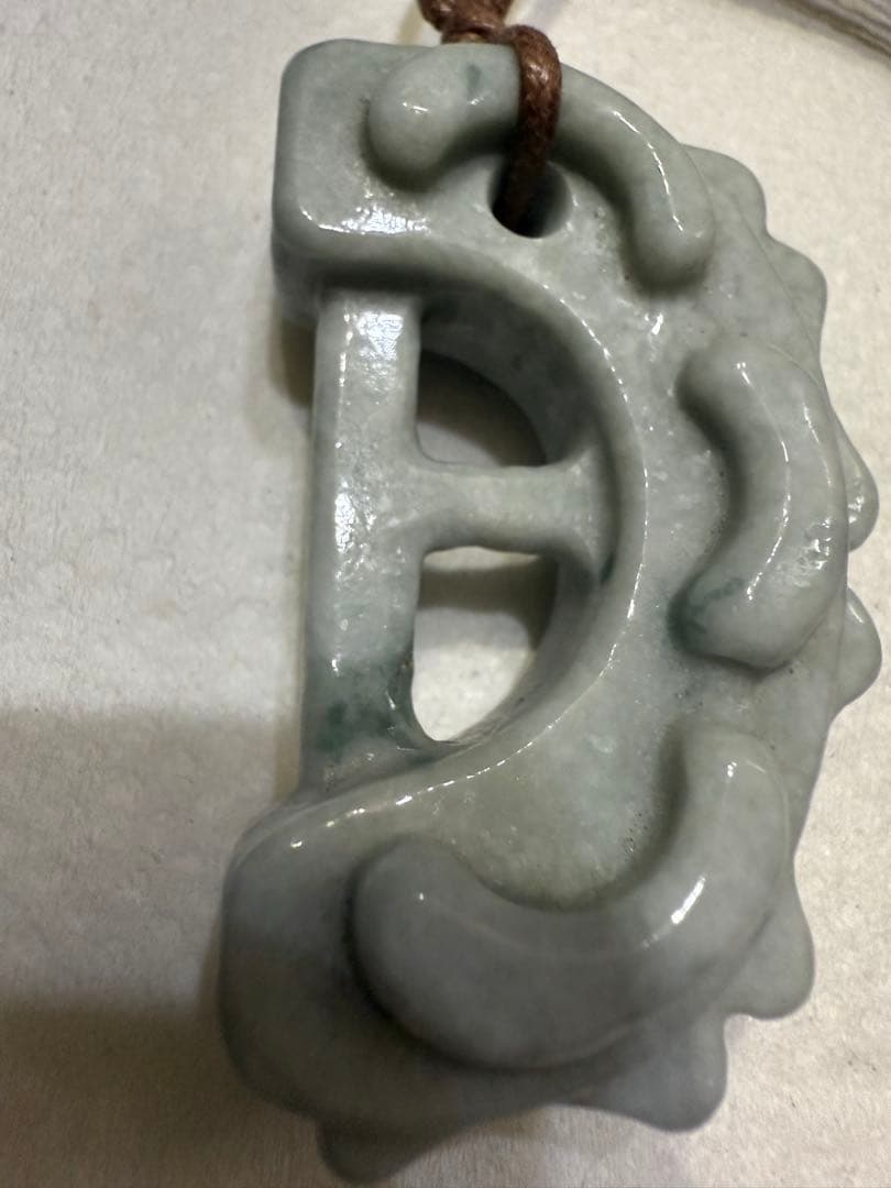 糸魚川翡翠‼️獣形勾玉‼️ 購入時10万円以上‼️これ以上の値引きはいたしません‼️