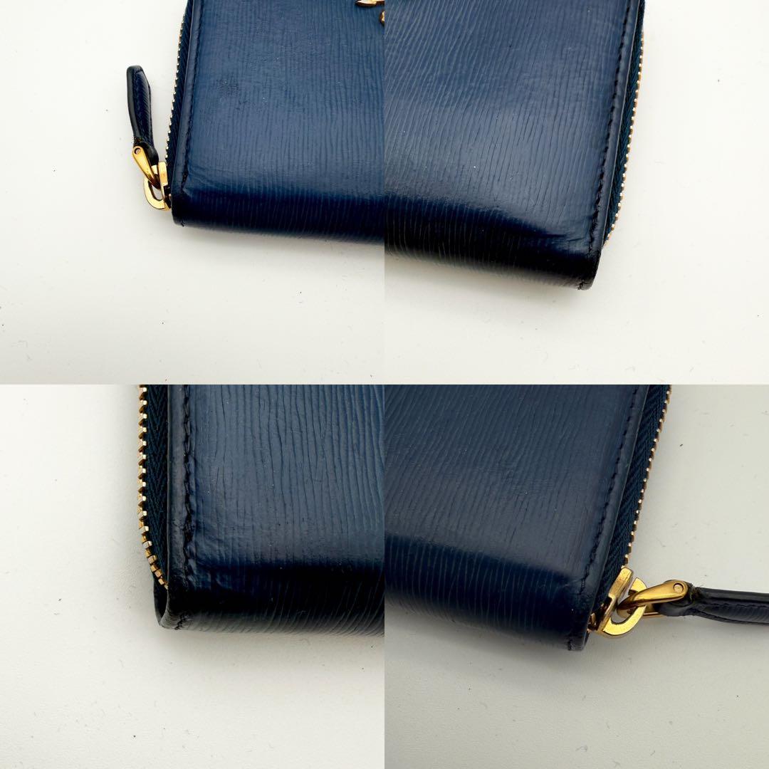 プラダ ケース ラウンドジップ ヴィッテロダイノ レザー ゴールド金具