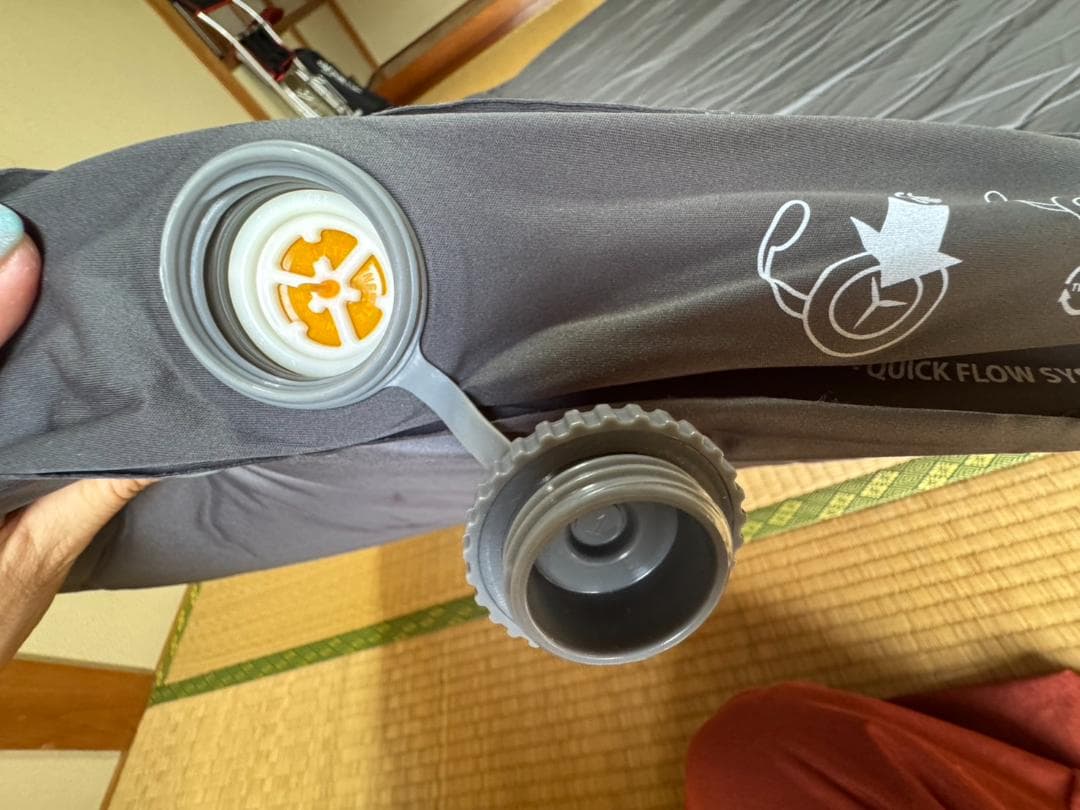 コールマン　キャンパーインフレーターマット　ハイピーク／ダブル