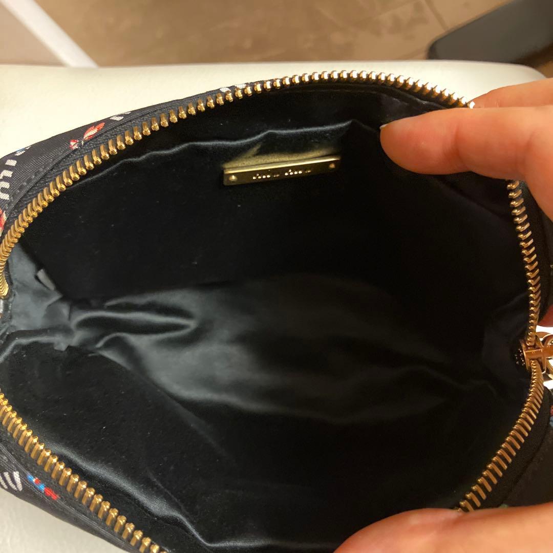 めーちゃん様 MIUMIUナイロン花 フラワー柄ポーチ 美品 正規品 Gカード・