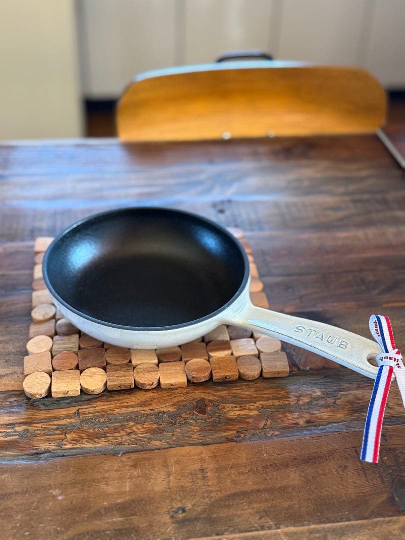 【新品・未使用】STAUB ストウブ スキレット 16cm カンパーニュ