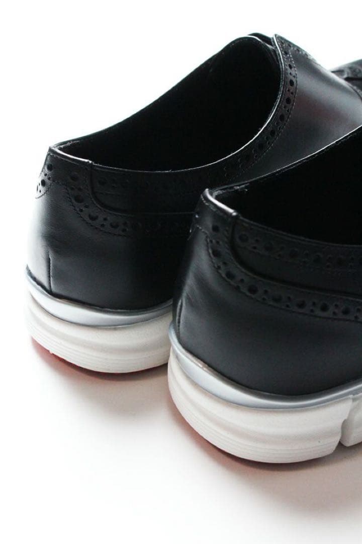 【上質】1piu1uguale3 Black WINGTIP SLIP-ON