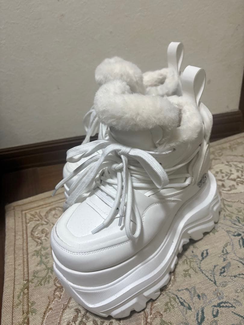 ミシェルマカロン厚底ファースニーカー