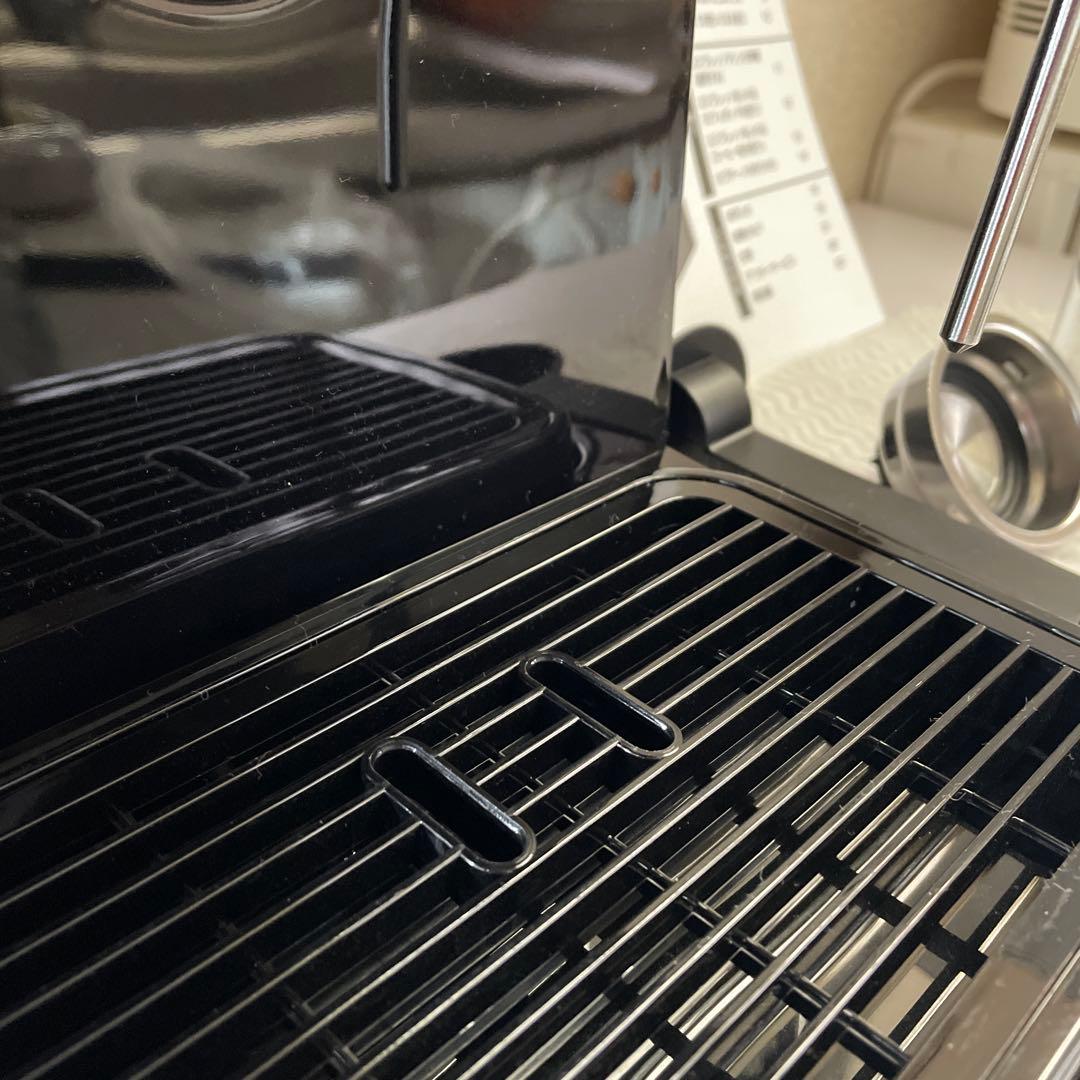 DeLonghi エスプレッソマシン ブラック　スティローザ　新品同様　箱付き