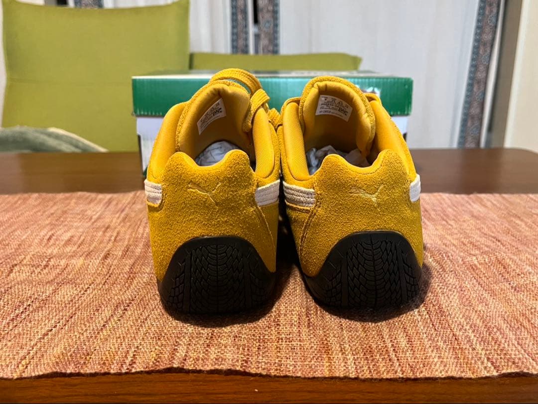 PUMA イエロー スエード スニーカー
