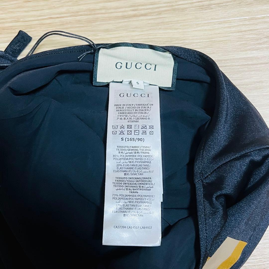 【新品未使用品】GUCCI 水着 ビキニ ワンピース　デカロゴ