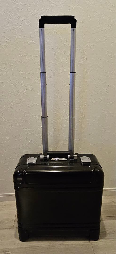 ゼロハリバートン　キャリーケース⭐ZERO HALLIBURTON　29L