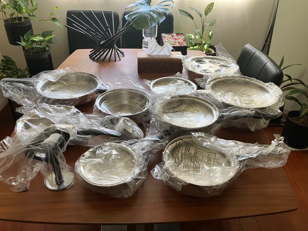 【インコア鍋.フライパンセット未使用】（電気スキレット追加）