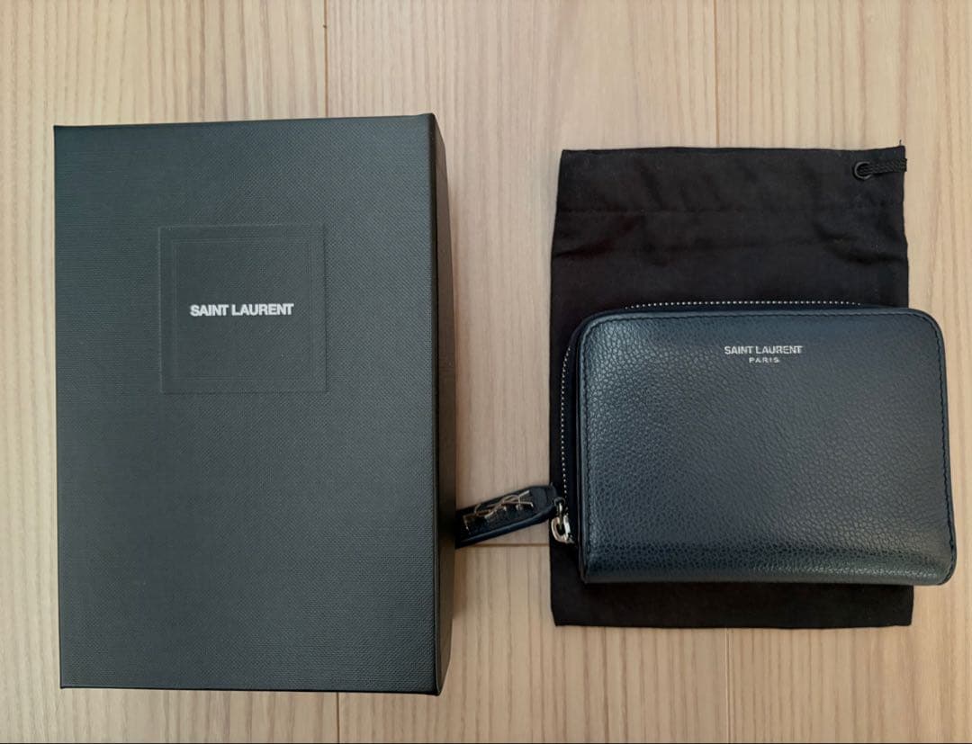 （美品・値下・付属品あり）SAINT LAURENT ネイビー 二つ折り財布