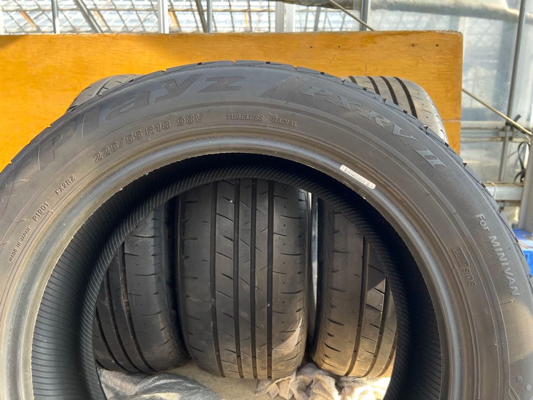 ブリヂストン 225/55R18 4本 Playz PX-RVⅡ 中古