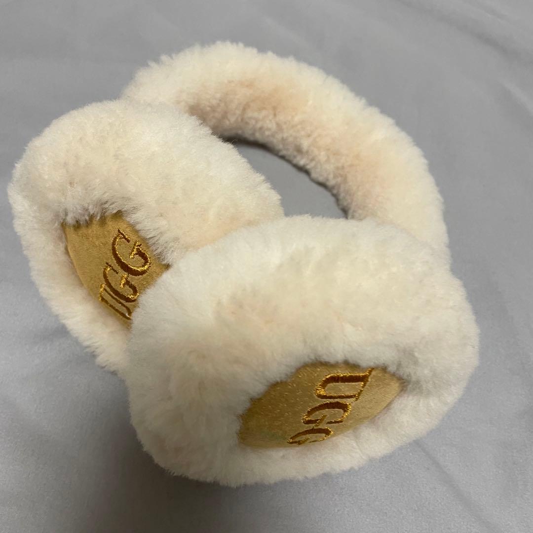 UGG ファー イヤーマフ　Chestnut