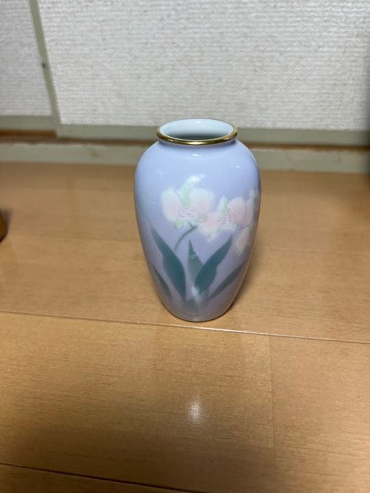 294 深川製磁　花瓶　2客　彩色磁絵　染付官窯