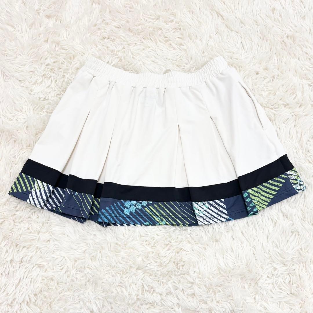 美品 Admiral テニスウェア トップス＆スカートセット 幾何学模様 L