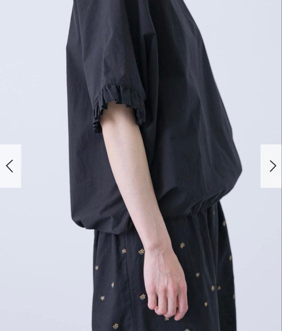 かぐれ　新品　今季　2025春夏　薄手　半袖　フリルスリーブプルオーバー