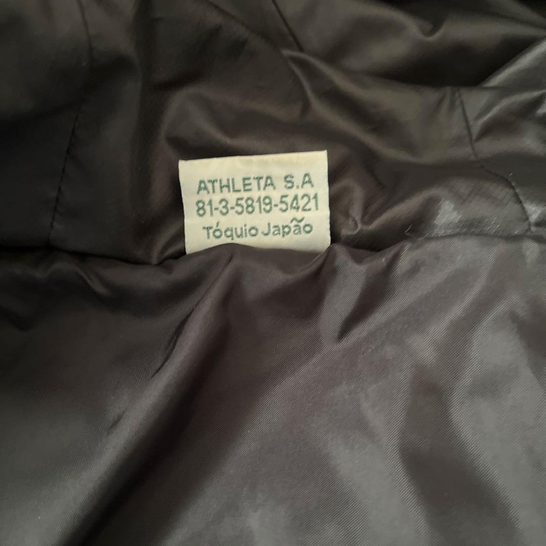 ATHLETA フード付き中綿ジャケット ブラック