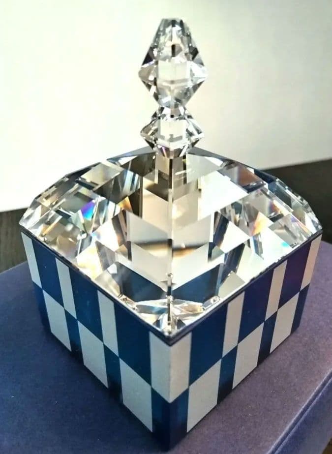 スワロフスキー　レア　ジュエリーボックス　オプアートシリーズ　元箱あり 　置物