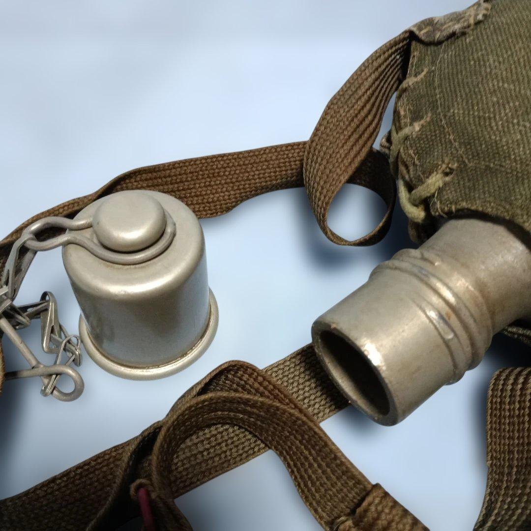 日本海軍救急嚢1型、2型と水筒セット（実物)