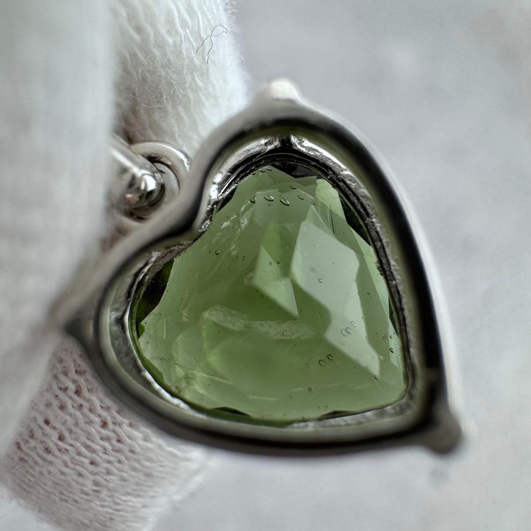 P-36モルダバイト ハート型 ペンダントトップ 隕石　天然ガラス　s925