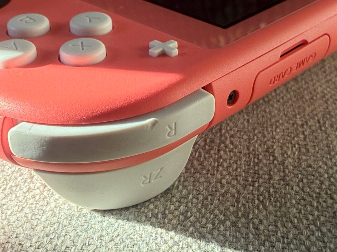 Nintendo Switch Lite（コーラル）　2024年製