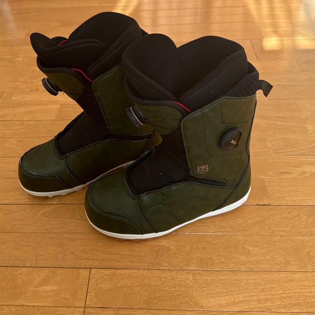 あまねさま　 nidecker triton 28.0cm オリーブ