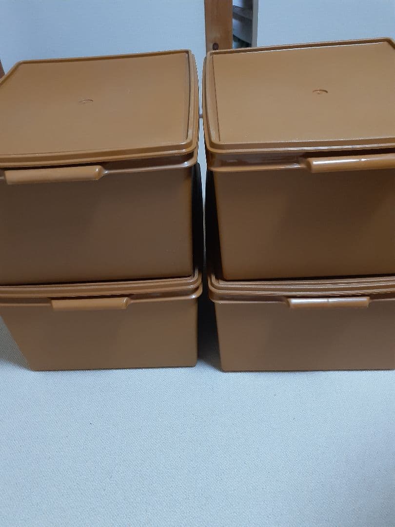 タッパーウェア　ディープスーパーケース収納ケース4個セット