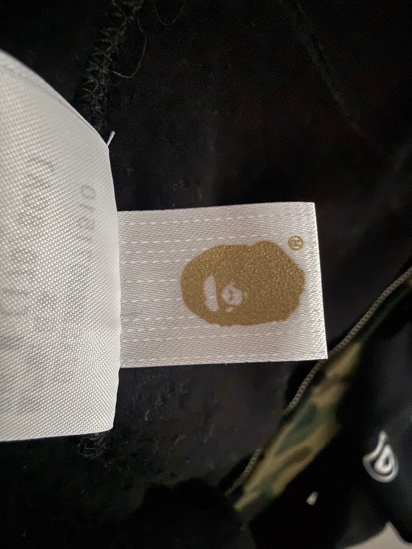 A BATHING APE シャークデザイン パーカーMサイズ