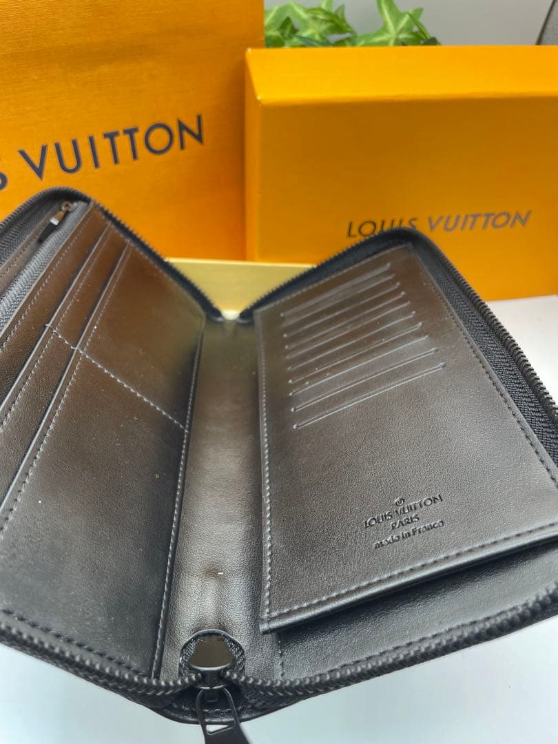 【美品】LOUIS VUITTON ジッピーウォレット アンプラント ノワール