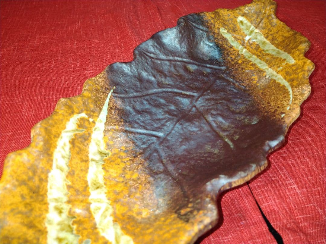 ♦プロが選ぶデザイン萬古焼大皿 ⬛南蛮一珍木の葉 ⬛４１cm特大長大皿 ２皿