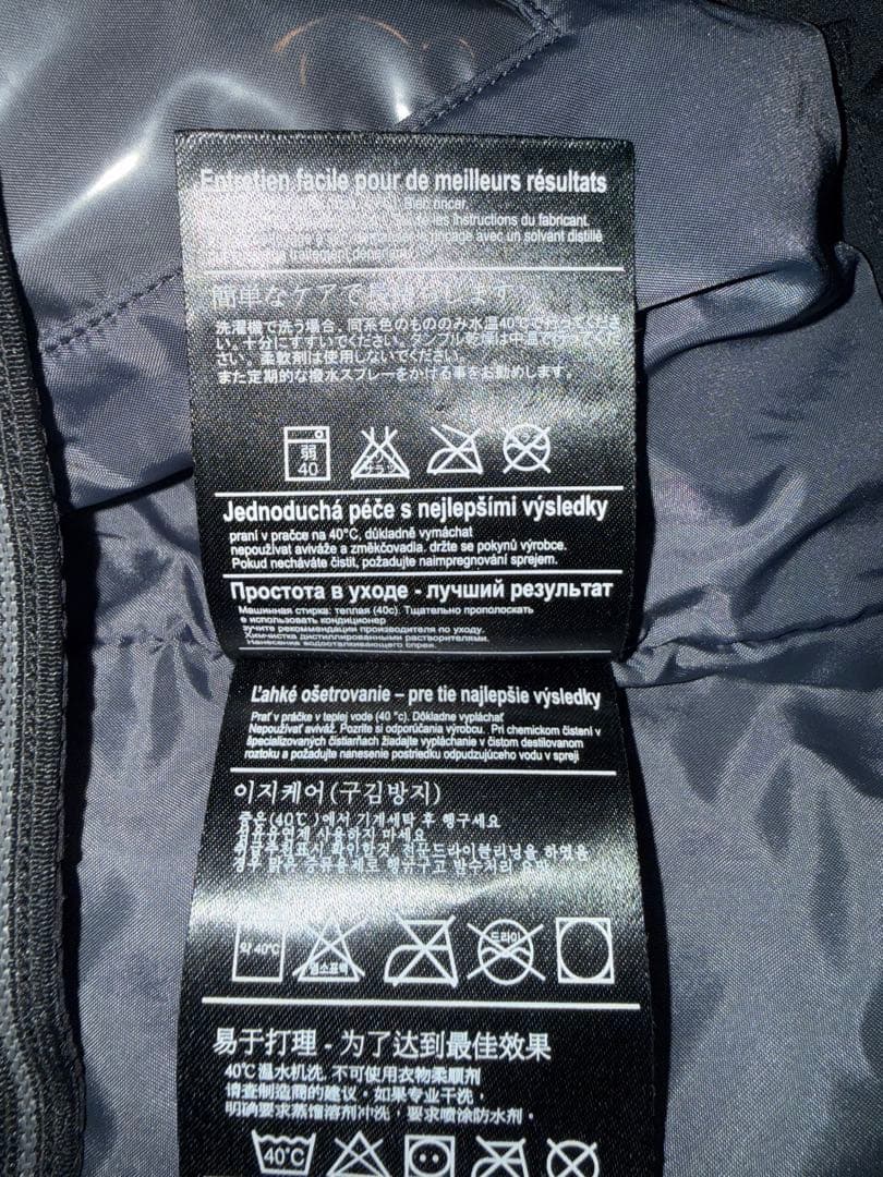 バートン　スノーボードウェア　黒　ゴアテックス　Mサイズ
