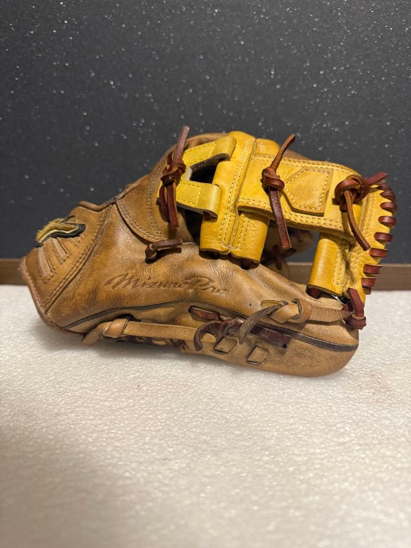 ★最高級★ ミズノプロ 硬式 内野手 新品ウェブ.紐交換 良型◎ 即戦力