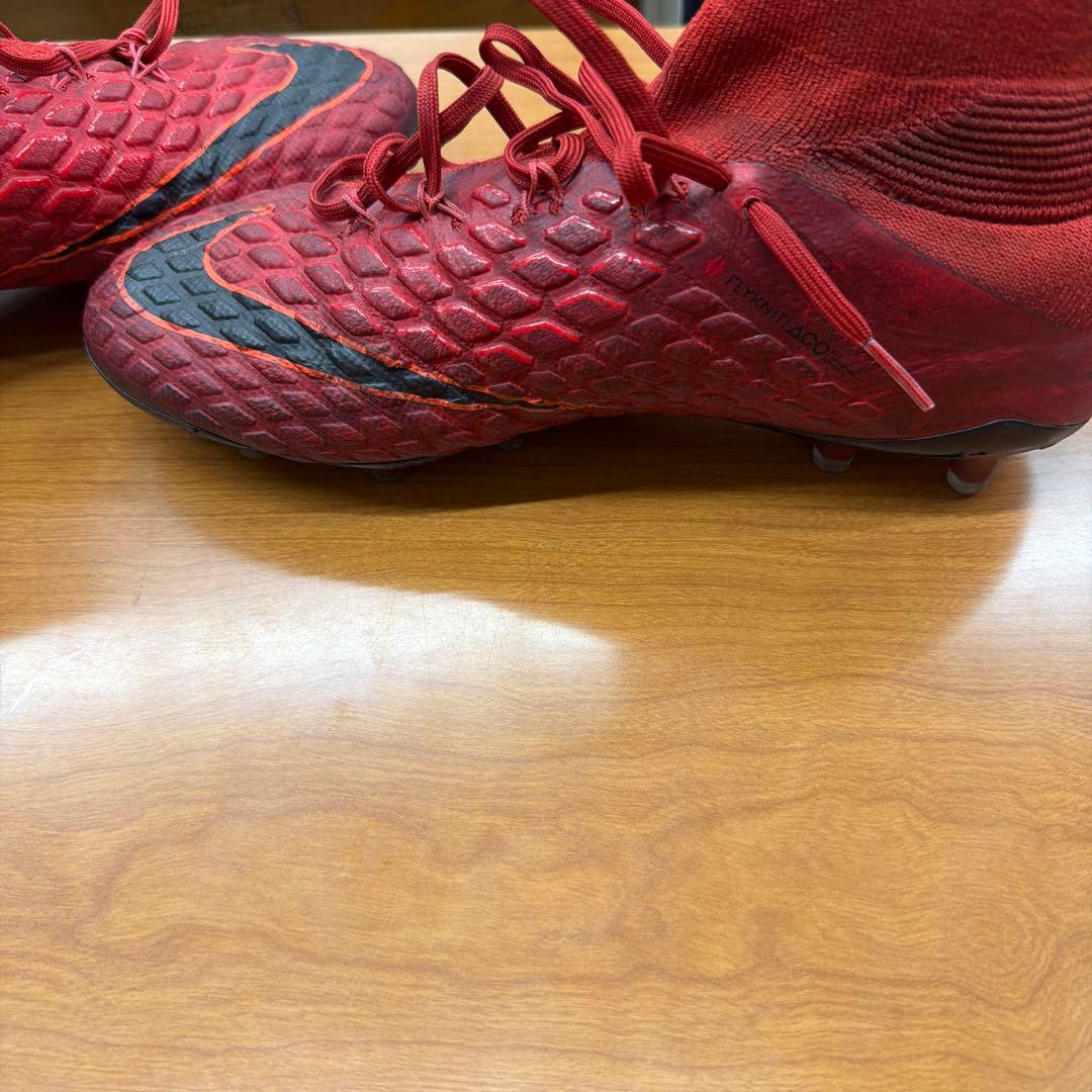 サッカースパイクナイキハイパーヴェノム