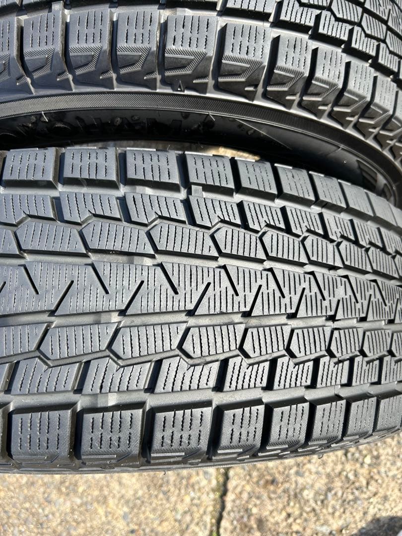 ダンシャリ様①225/65R17 スタッドレス　タイヤのみ（2本）