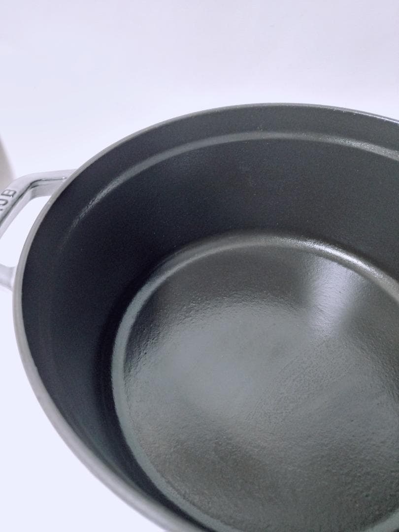 美品 STAUB LA COCOTTE 鋳鉄製 両手鍋 26センチ