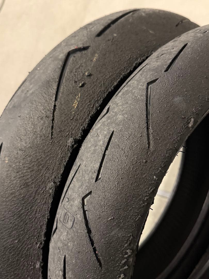 ピレリスーパーコルサ V4 ！　140/70R17 & 110/70R17