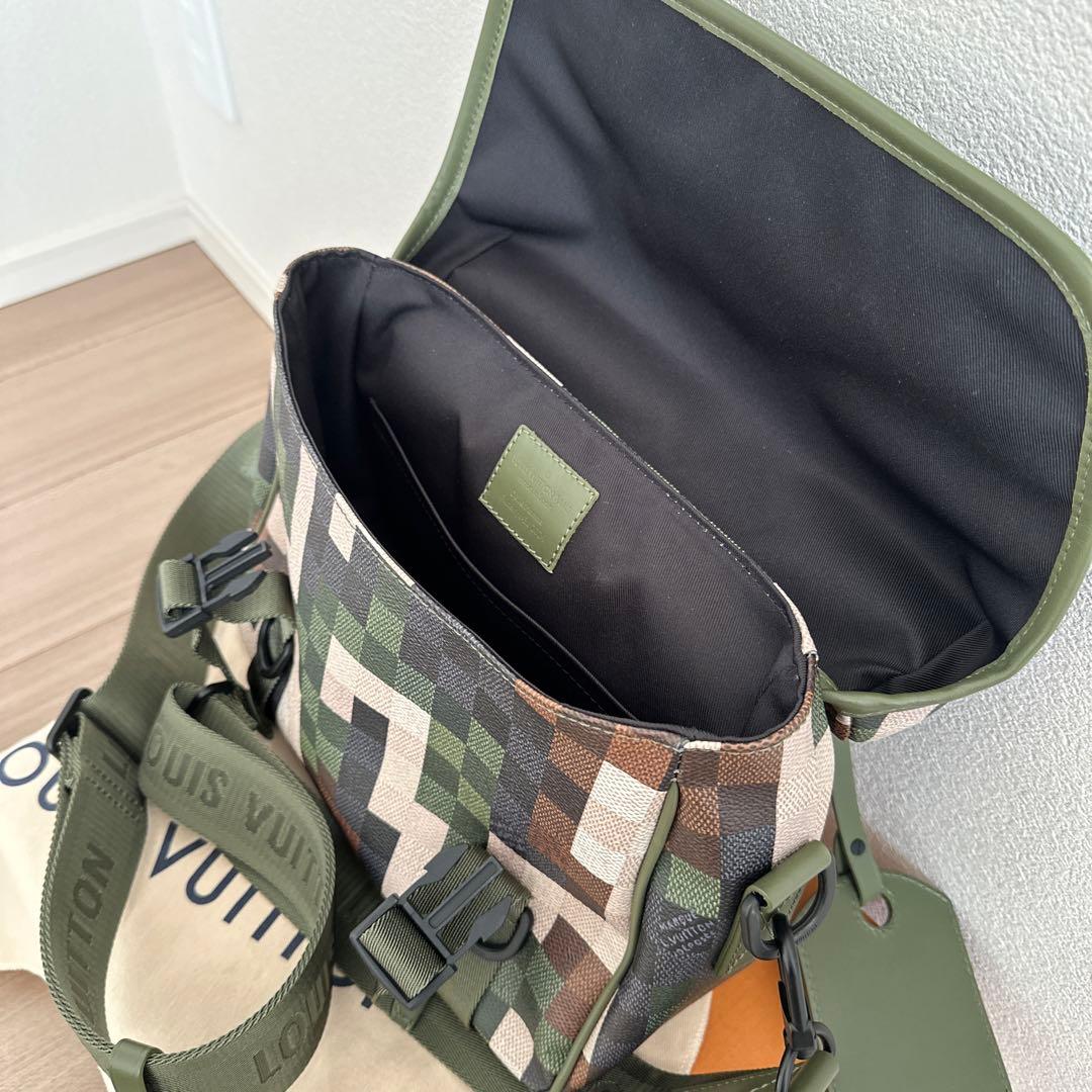 [LOUIS VUITTON]ルイヴィトントレイルメッセンジャー ダモフラージュ