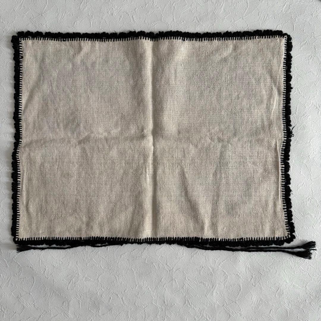 イーラーショシュ　手刺繍　鳥　植物　ピロケース