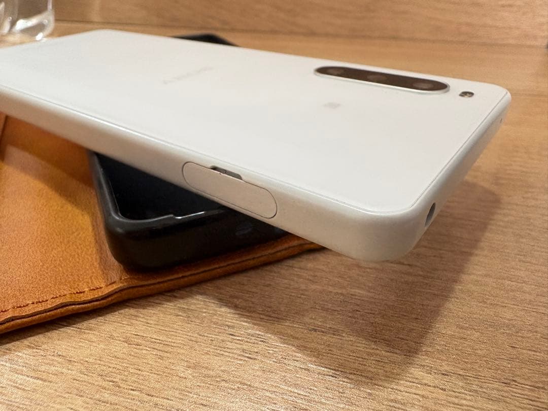 電池良好 Xperia 10 IV：XQ-CC44 白 128GB SIMフリー