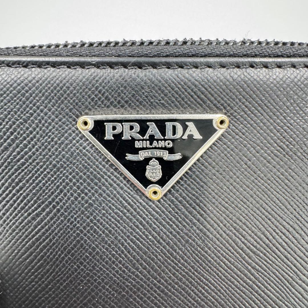 プラダ サフィアーノレザー 二つ折り財布 ラウンド コンパクト財布 ブラック