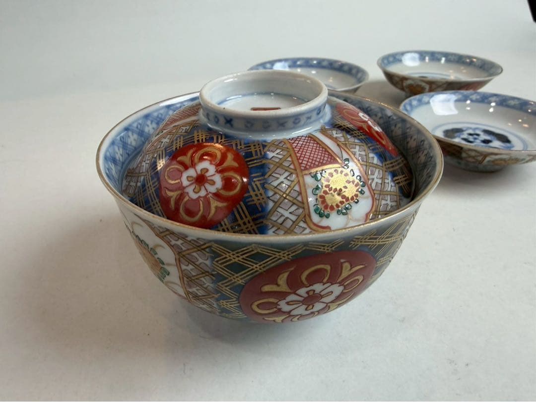 有田焼き　古伊万里　赤茶碗　蓋付き　色絵　5つ　NO.03