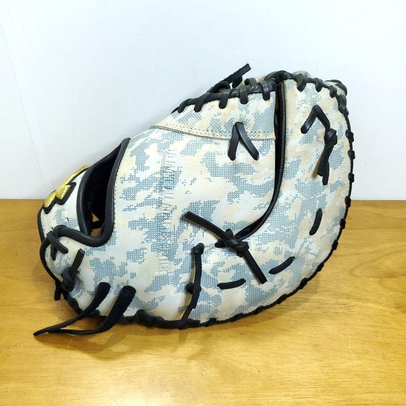 アンダーアーマー CAMO 限定 迷彩 左投げ用 ファーストミット 軟式グローブ