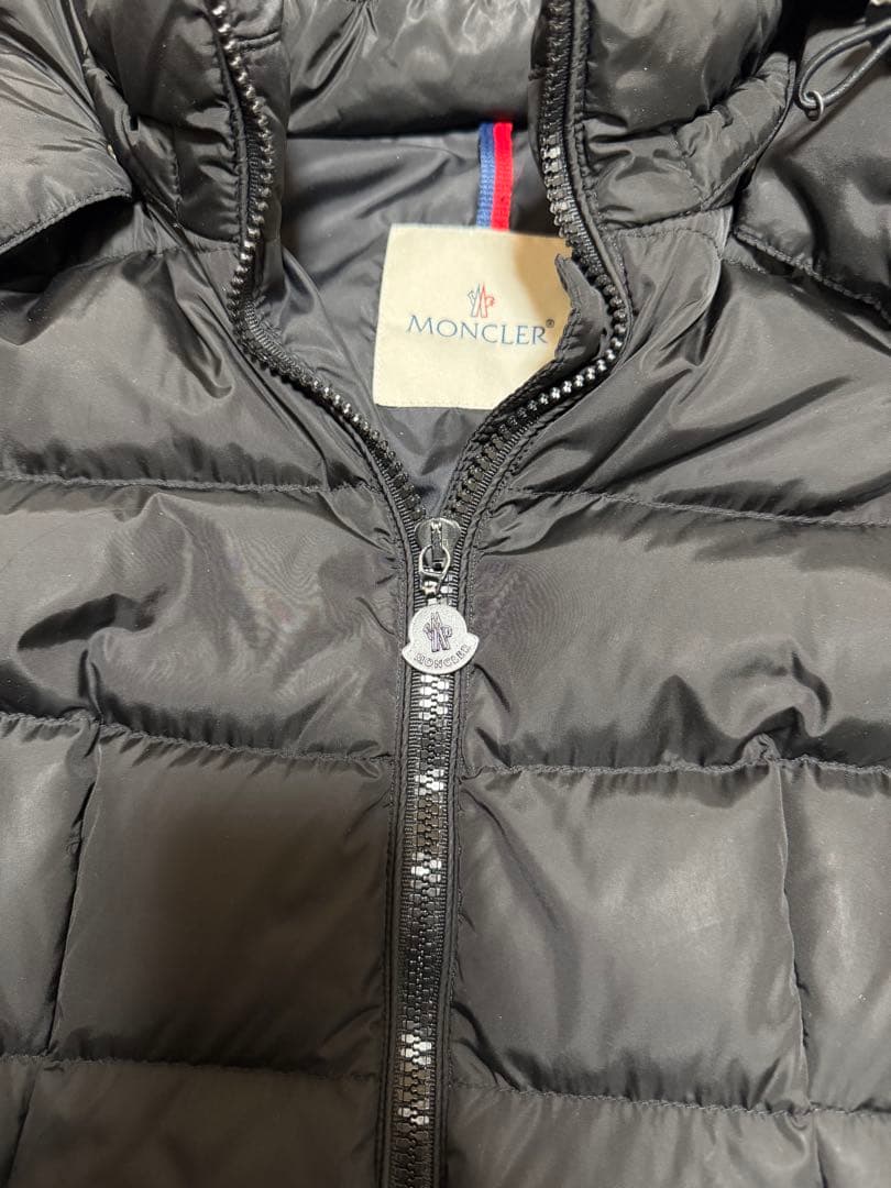 最終値下げ！モンクレール シャーパルCHARPALダウンジャケットブラック