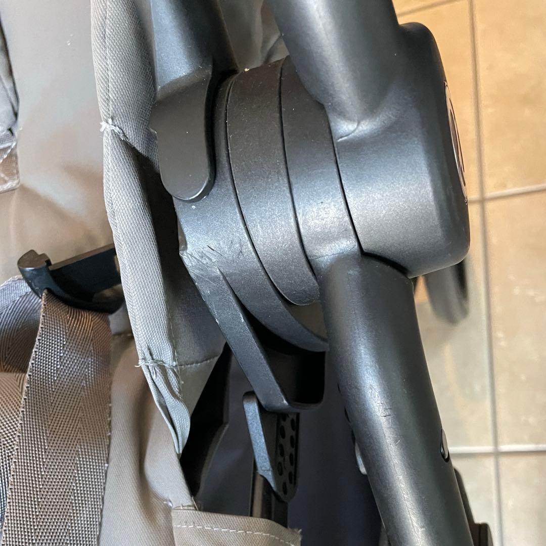 2021年モデルサイベックスcybex メリオカーボン　グレー