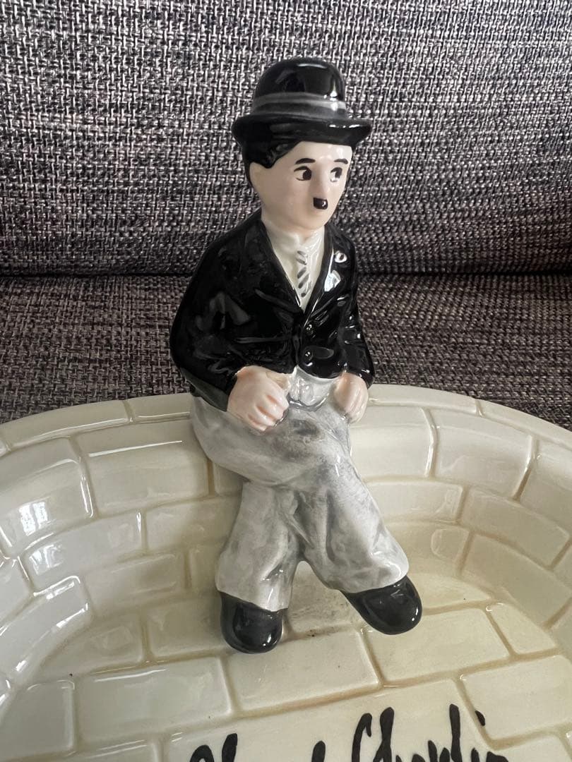 【希少】陶器製 チャールズ・チャップリン 小物置き 灰皿