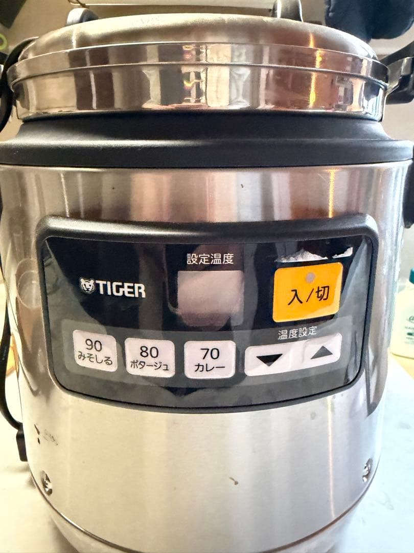 2025年製　TIGER 保温調理鍋 jhi-n051 美品