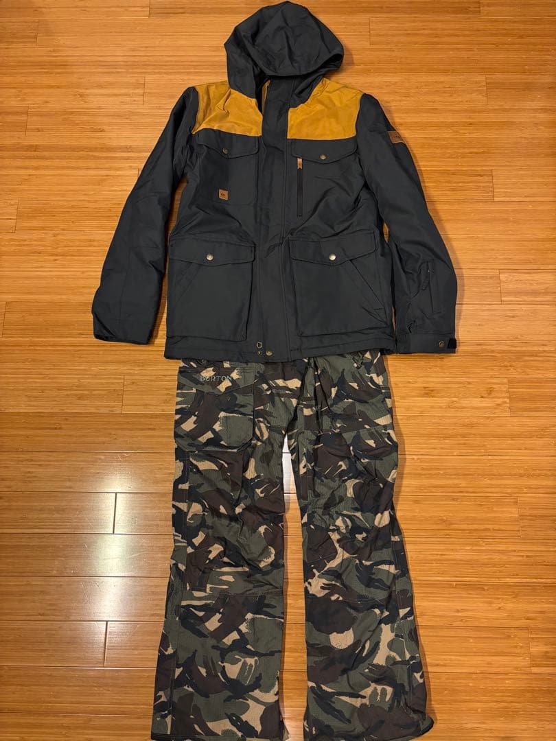 上:QUIKSILVER 下:BURTON スノボウェアセット【1回だけ使用】